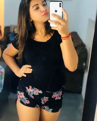 Prantij Escorts